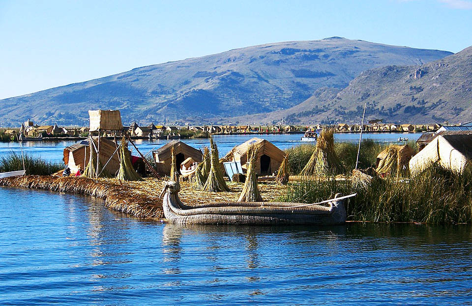 Îles flottantes, Lac Titicaca, Pérou