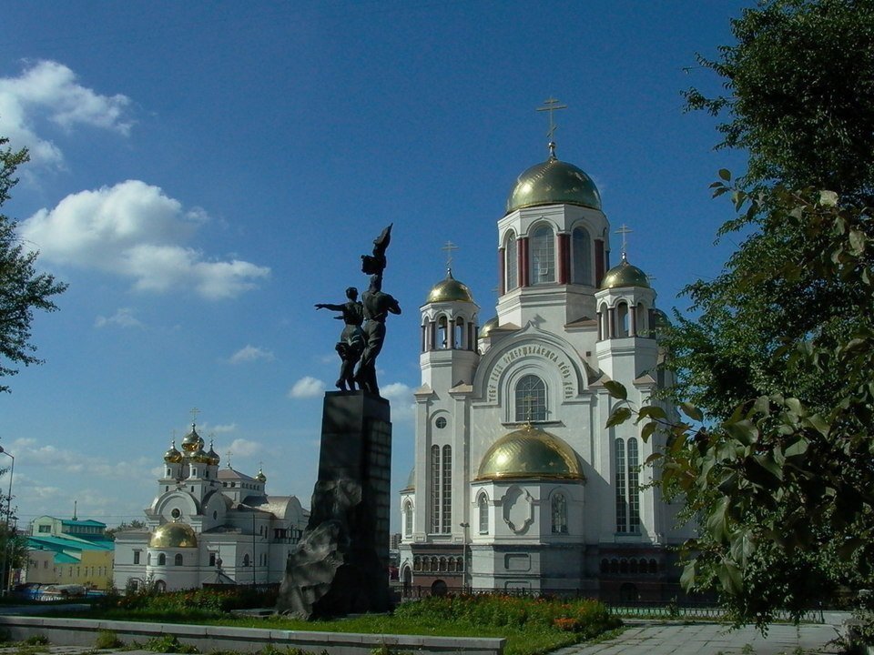 Église orthodoxe sur le sang à Ekaterinbourg