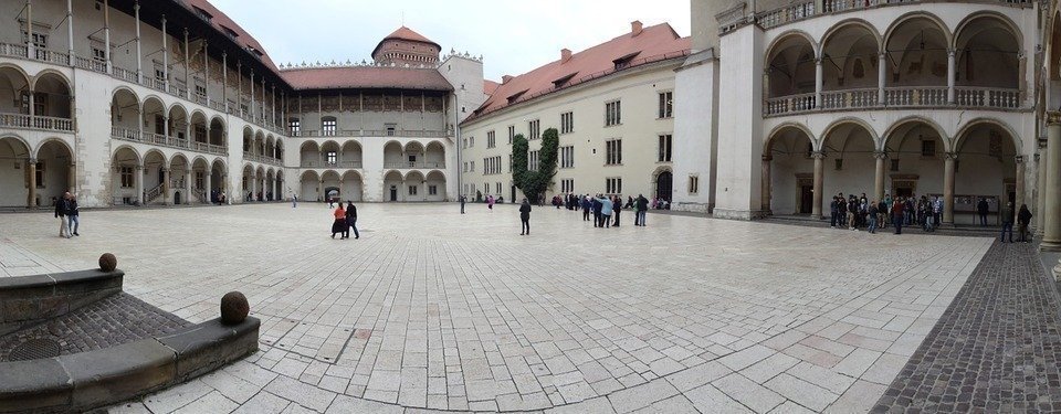 À l'intérieur du château de Wawel à Cracovie