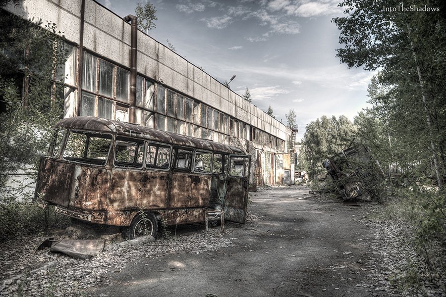Vue extérieure d'une usine à Pripyat