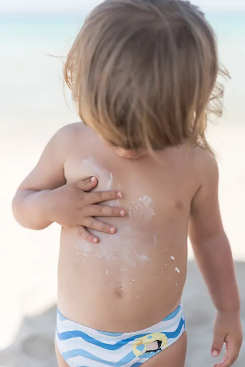 creme-solaire-bebe-plage