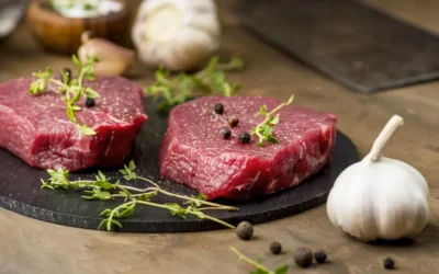 La viande rouge est-elle dangereuse pour la santé ? Combien faut-il en manger ?